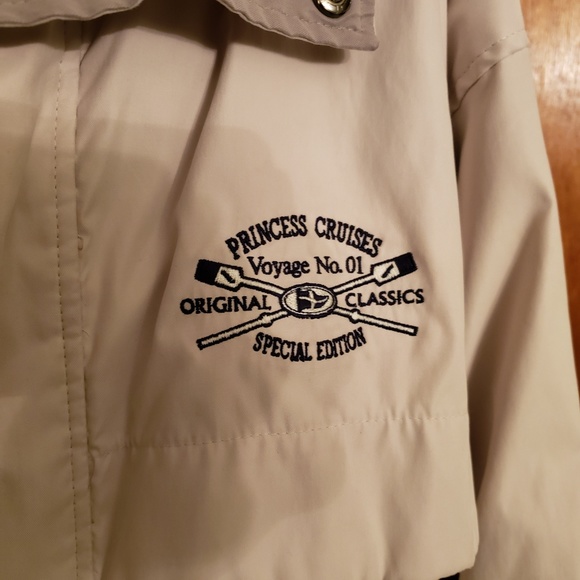 tan lightweight princess cruise jacket - Picture 3 of 5